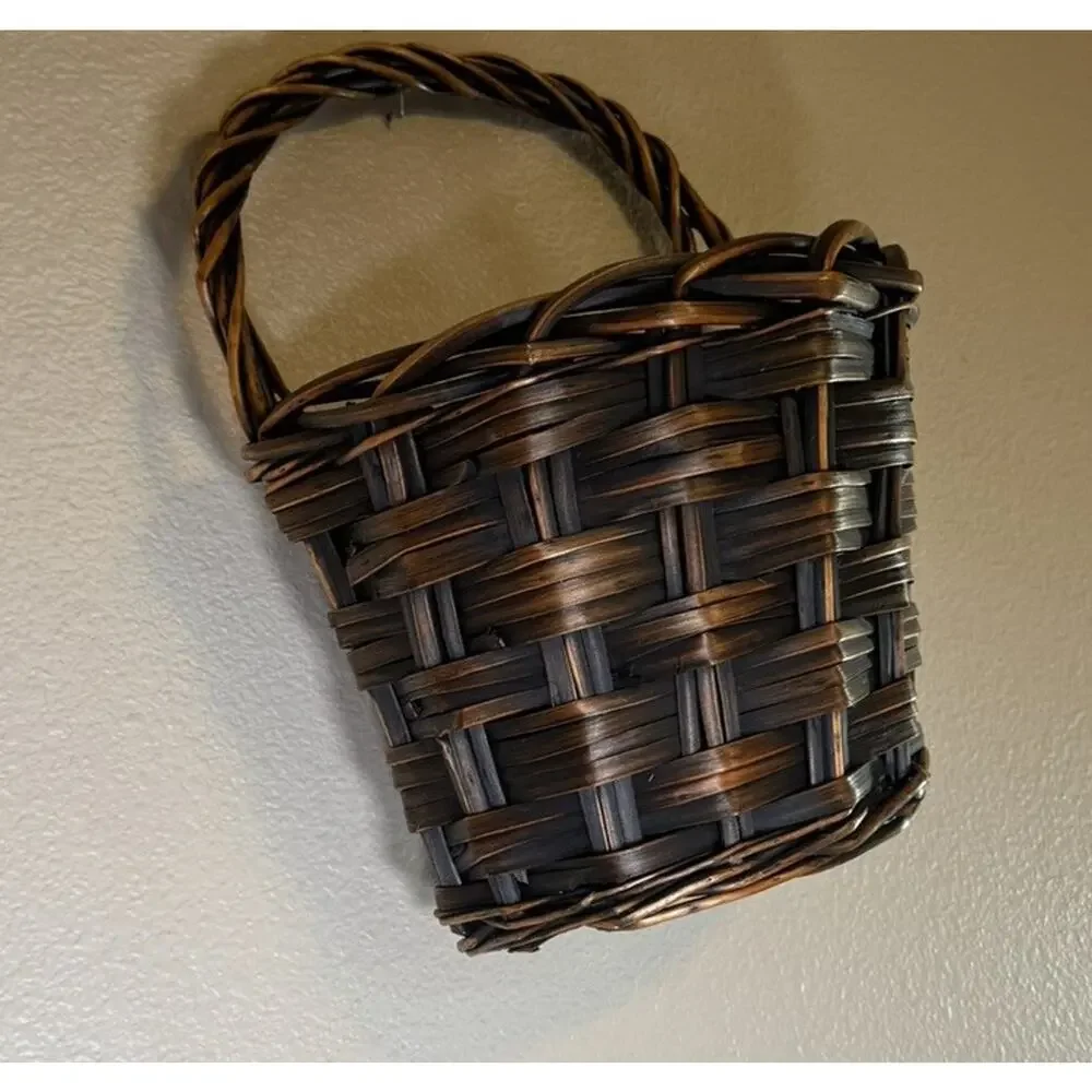 Vintage Basket Wall Hanging Dark Brown